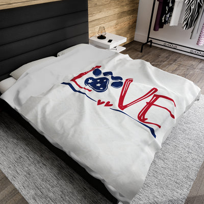 Dog Love - Americanized Blanket