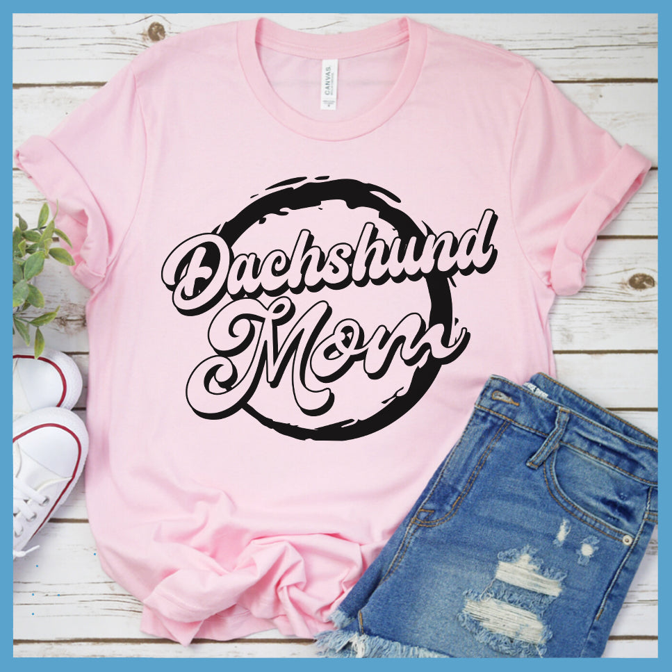 Dachshund Mom Round T-Shirt