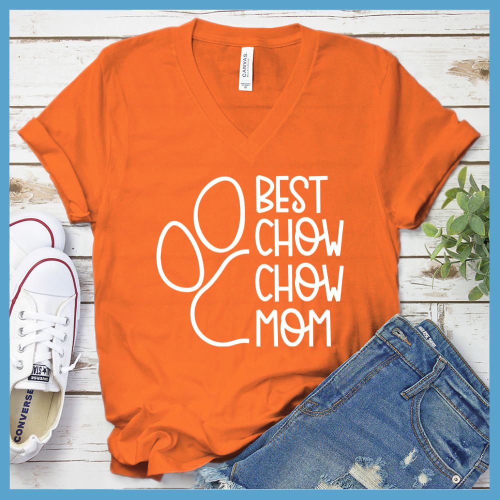 Best Chow Chow Mom V-Neck